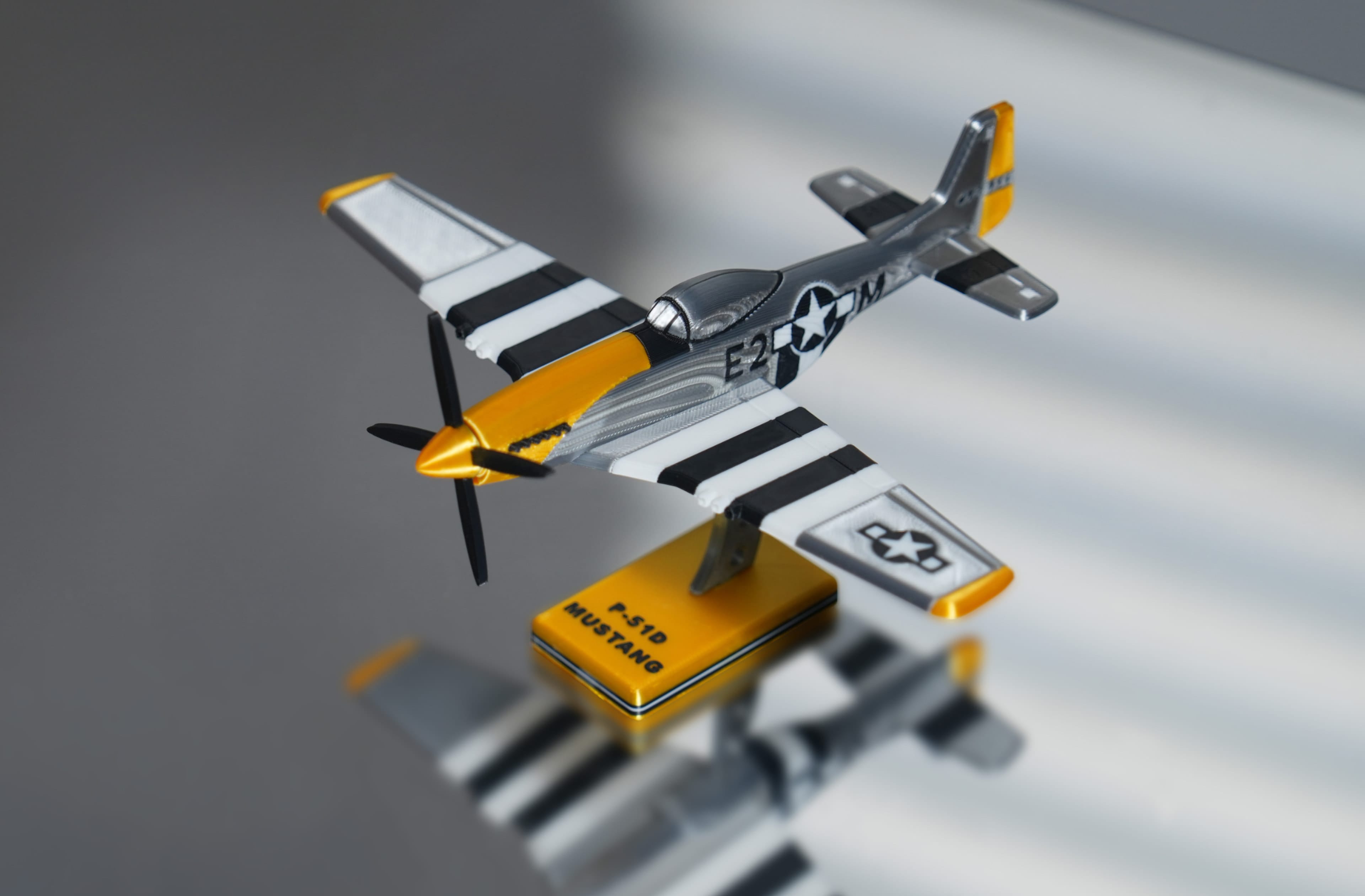 P-51 マスタング